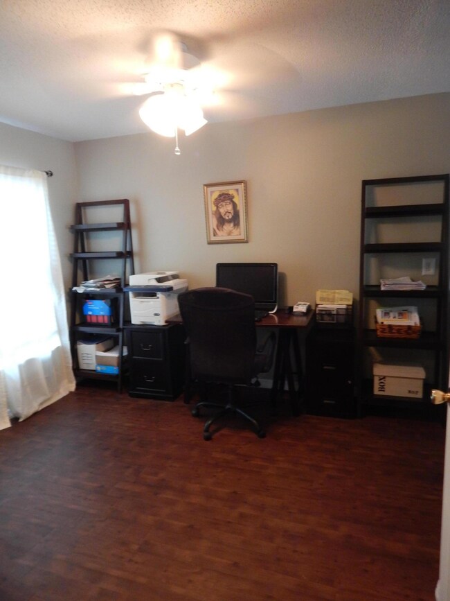 Dining Room or Office 2