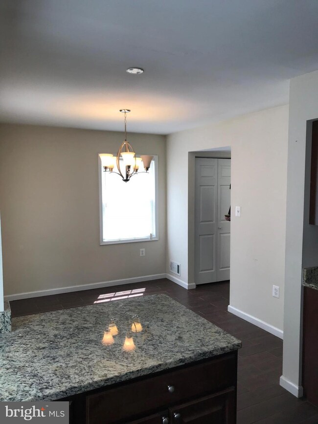 10057 Irongate Way, Manassas, VA 20109 - photo 4