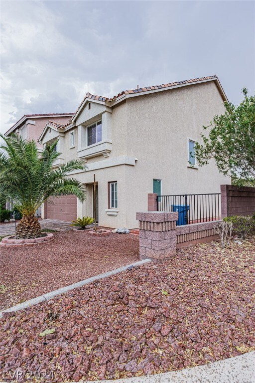6227 Fielding Hills Rd, Las Vegas, NV 89118 - photo 4
