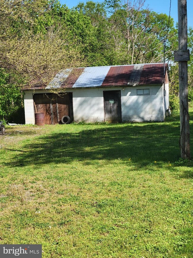 50 Diane Dr, Martinsburg, WV 25404 - photo 4