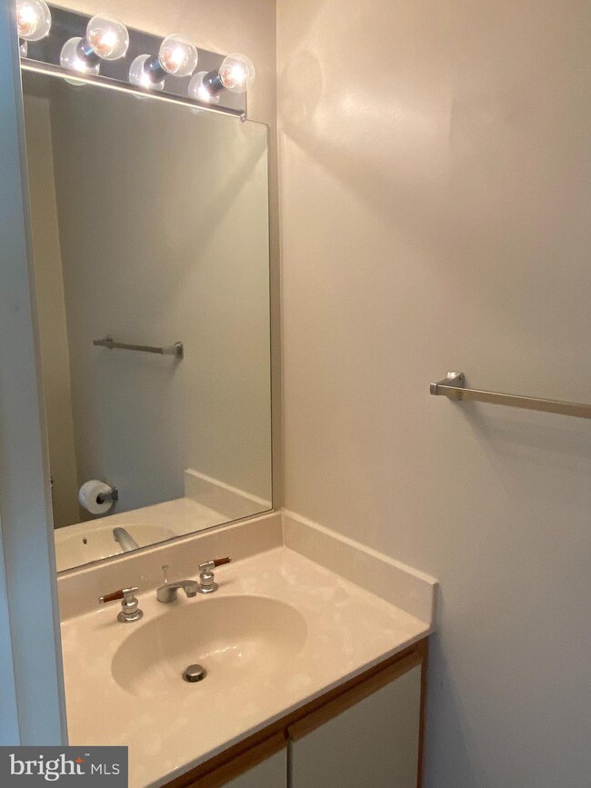 61 English Run Cir, Sparks Glencoe, MD 21152 - photo 4