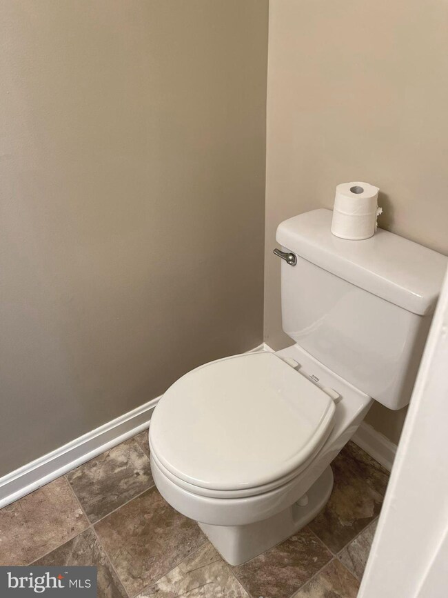 7825 Rolling View Ave, Nottingham, MD 21236 - photo 7