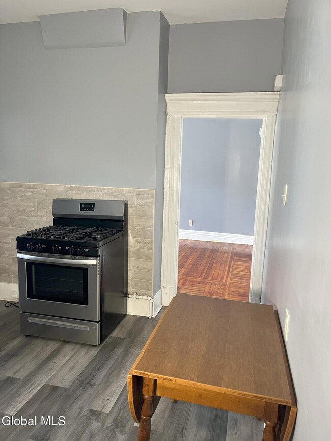 1508 Union St, Schenectady, NY 12309 - photo 7