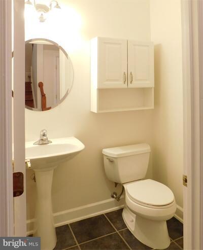 8191 Laurel Crossing Ln, Lorton, VA 22079 - photo 7