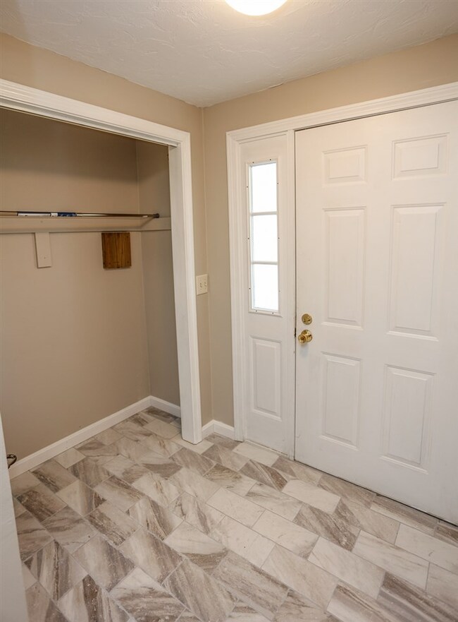 42 Great Falls Dr, Concord, NH 03303 - photo 3