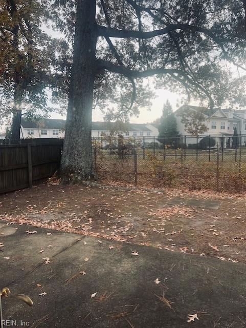 304 Bradmere Loop, Newport News, VA 23608 - photo 3