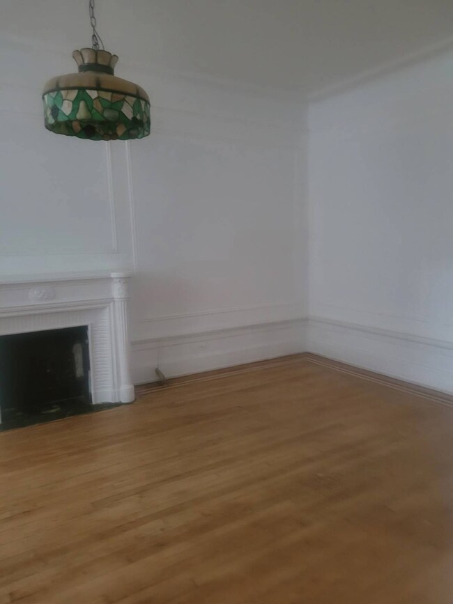 Livingroom2