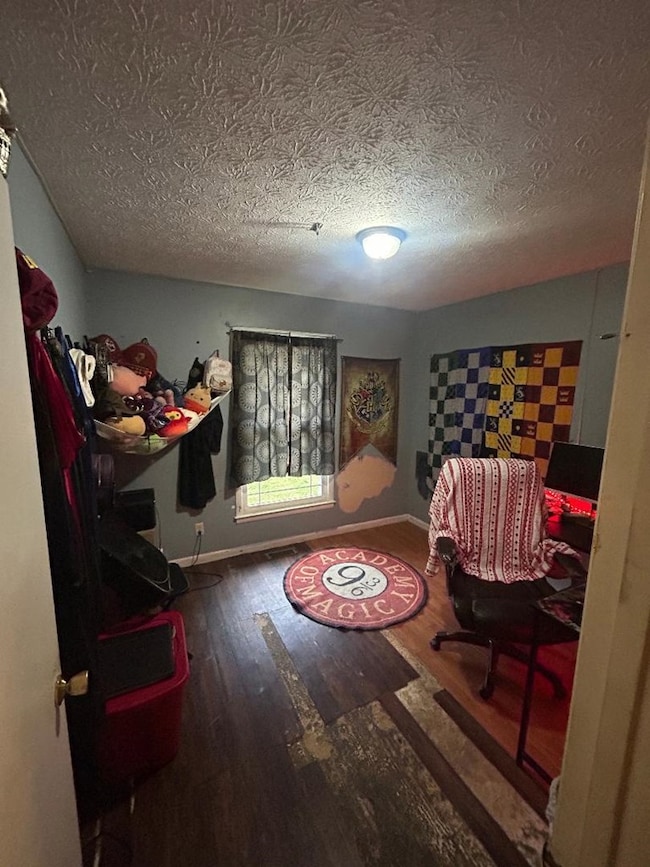 17 Music St, Prestonsburg, KY 41653 - photo 4