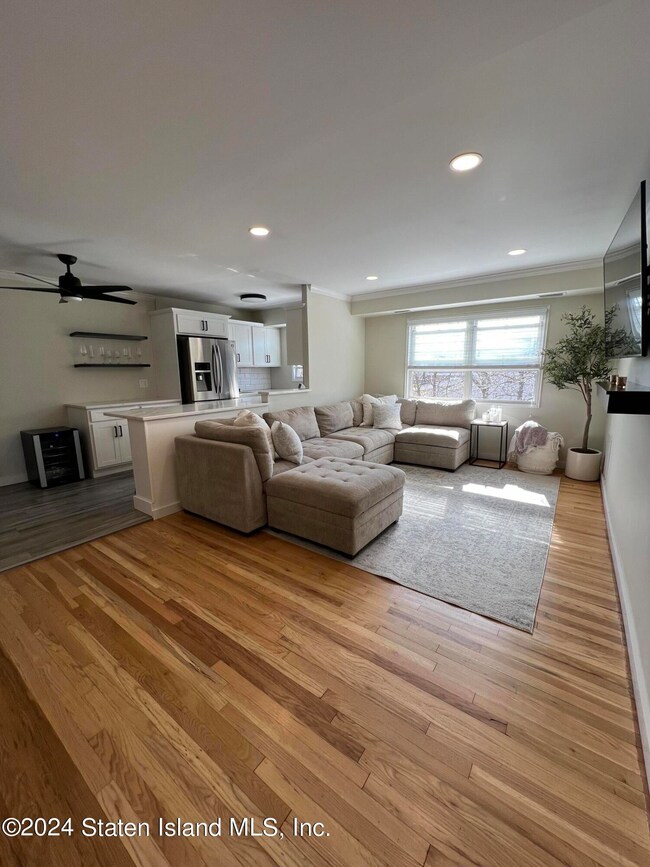 169 Cromwell Ave unit 3C, Staten Island, NY 10304 - photo 2