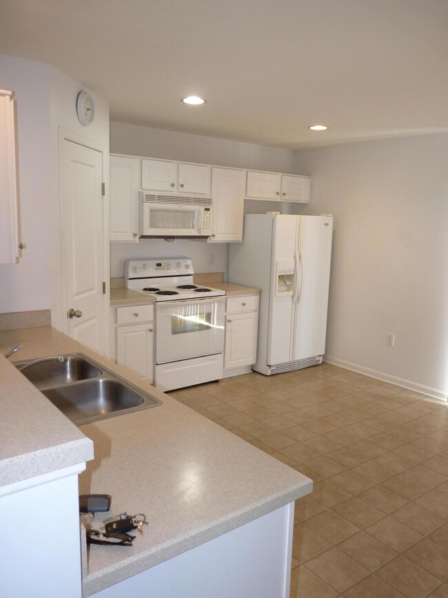 Spacious Kitchen
