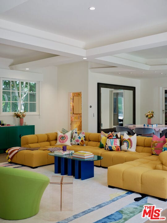 661 Doheny Rd, Beverly Hills, CA 90210 - photo 2