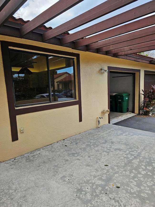 7263 Papaya Way, Tamarac, FL 33321 - photo 3