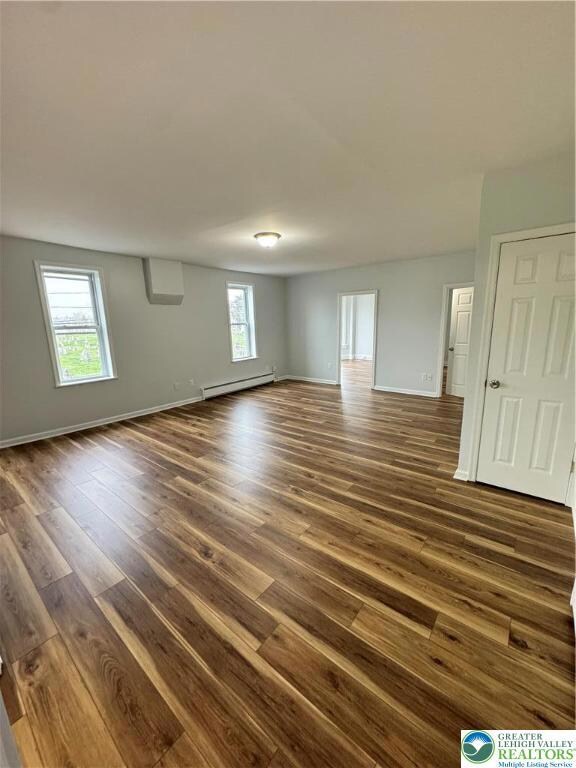 1042 W Chew St, Allentown, PA 18102 - photo 2