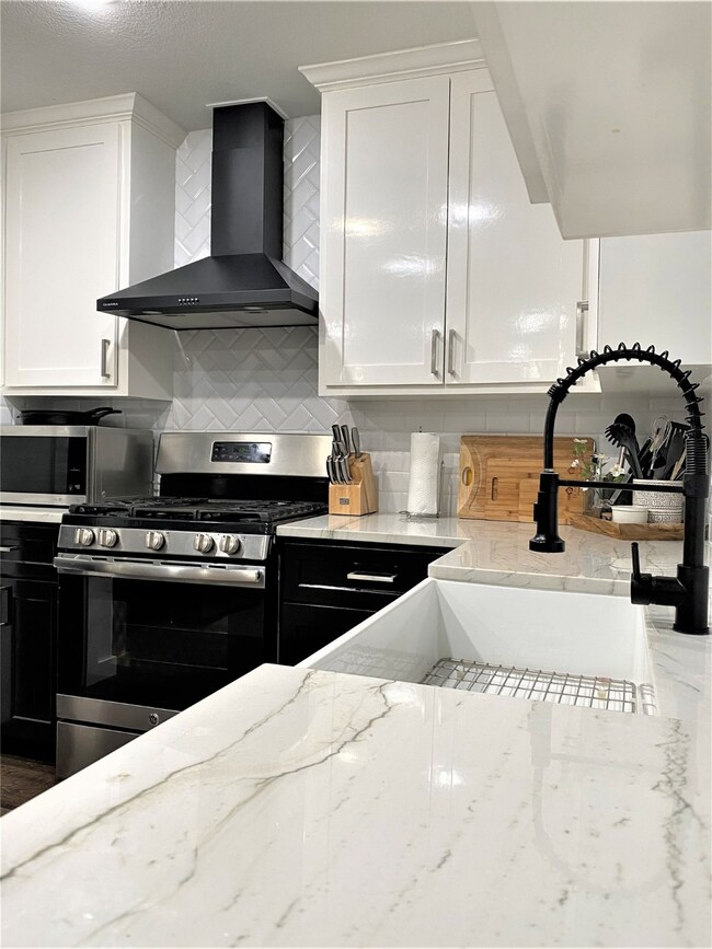 3514 Whitestone Dr, Pearland, TX 77584 - photo 3