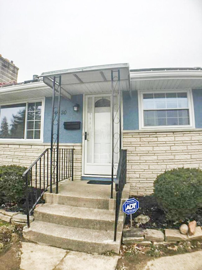 4420 Wanda Lane Rd, Columbus, OH 43224 - photo 3