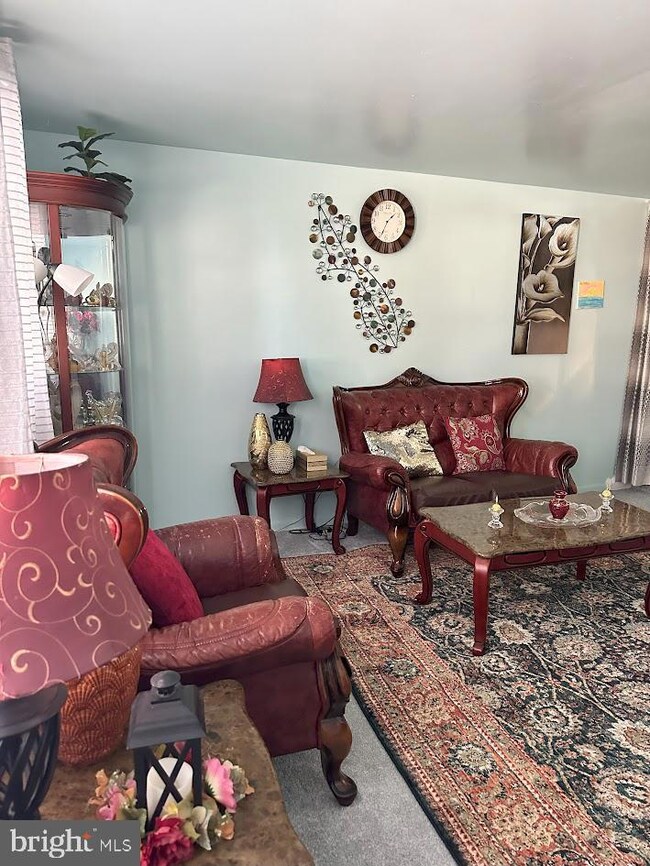 896 Wedgewood Dr, Lansdale, PA 19446 - photo 7