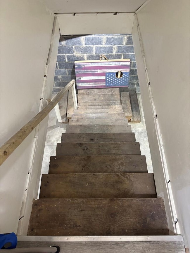 1105 N Main St, Hillsville, VA 24343 - photo 7