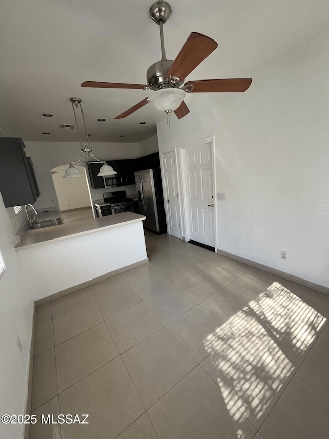 241 E Corte Rancho Encanto, Sahuarita, AZ 85629 - photo 7