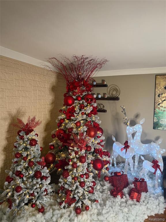 22505 Rein Ave, Eastpointe, MI 48021 - photo 7