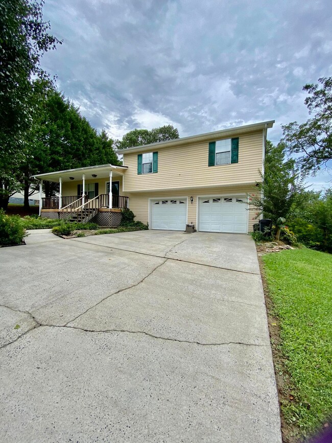 663 Champagne Trail, Dalton, GA 30721 - photo 3