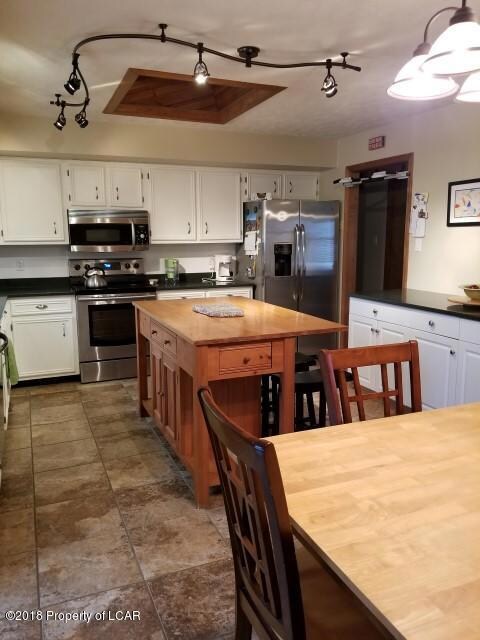 11 Colony Dr, Mountain Top, PA 18707 - photo 6