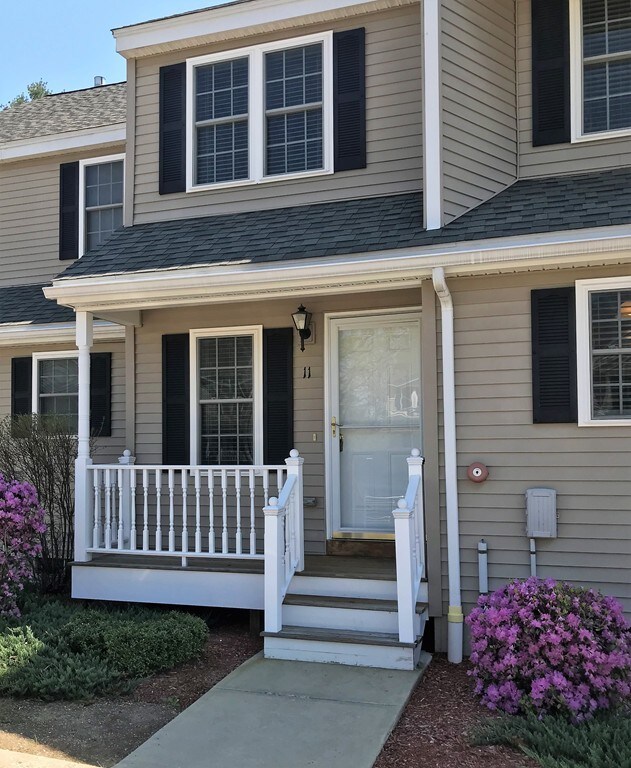 11 Patriot Rd unit 2, Fitchburg, MA 01420 - photo 3
