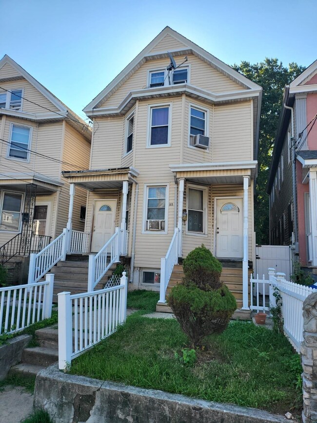 165 Reid St unit 1 and Unit 2, Elizabeth, NJ 07201 - photo 4