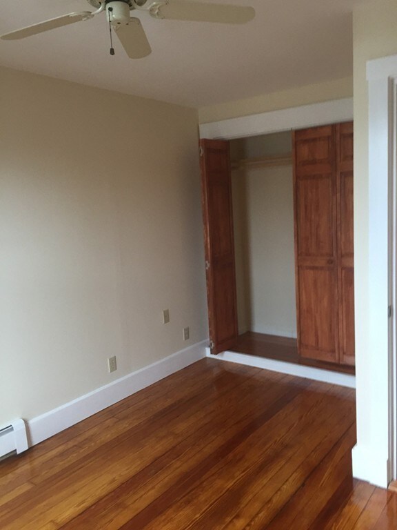 5 Hatch St, Boston, MA 02127 - photo 6