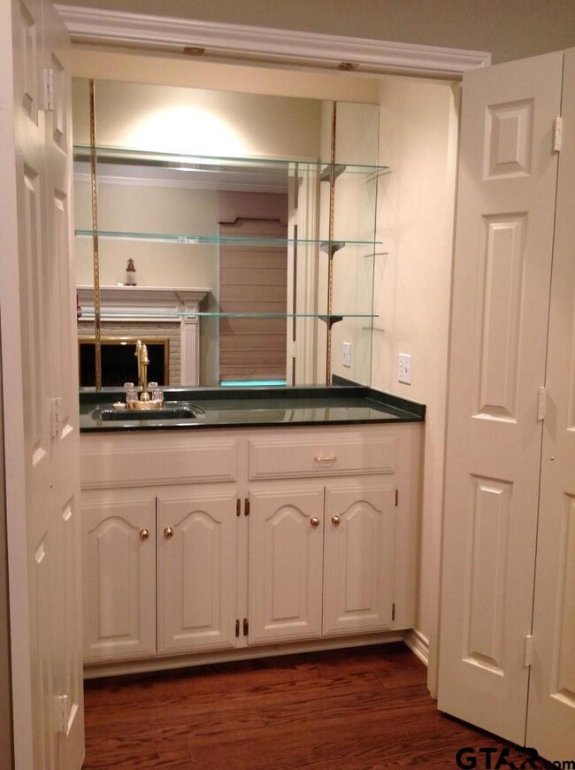 5807 Churchill Dr, Tyler, TX 75703 - photo 7