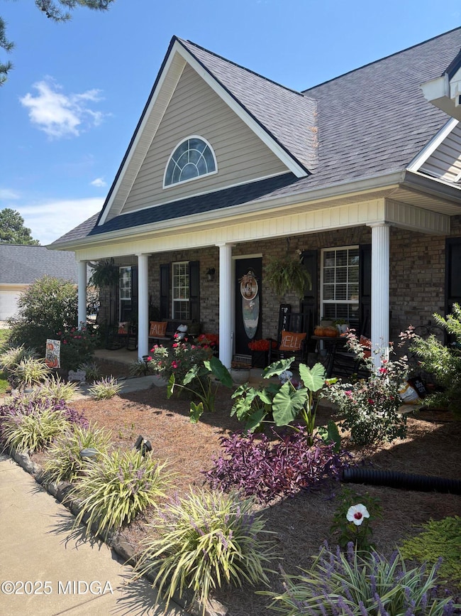 320 Ellicott Dr, Warner Robins, GA 31088 - photo 2