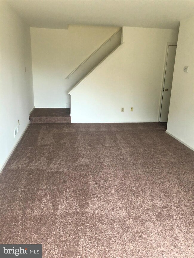 207 Highland Blvd unit 207-E, New Castle, DE 19720 - photo 5