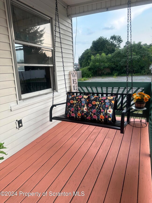 200 Depew Ave, Mayfield, PA 18433 - photo 3