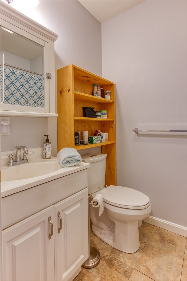 92 Renihan Meadows, Lebanon, NH 03766 - photo 7