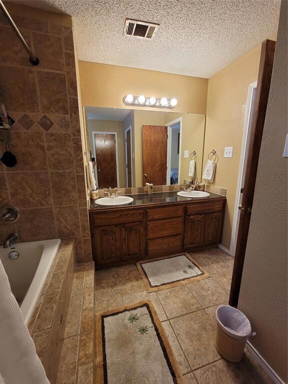 1003 Shady Grove Dr, Granbury, TX 76049 - photo 5