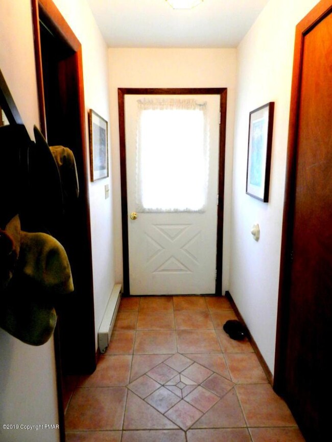 124 Pocono Blvd, Bushkill, PA 18324 - photo 6