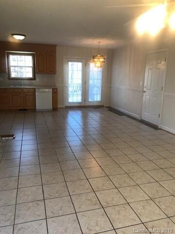 118 Brook Run Ln, Statesville, NC 28625 - photo 2