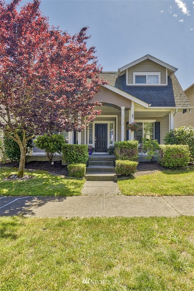 1213 Hudson St, Dupont, WA 98327 - photo 2