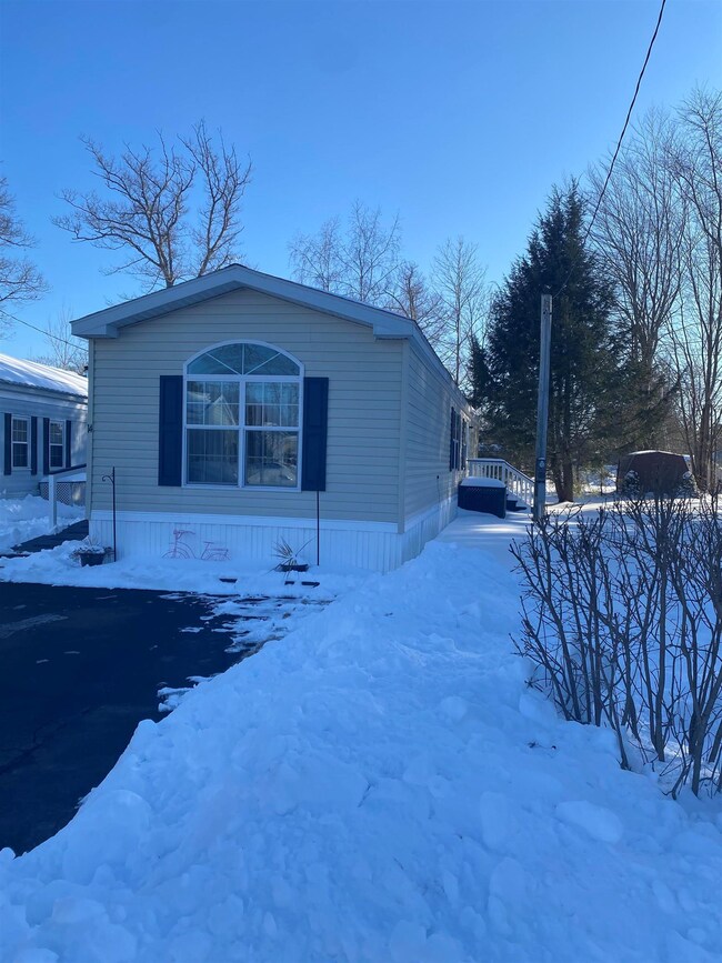 14 Chestnut Rd, North Hampton, NH 03862 - photo 2