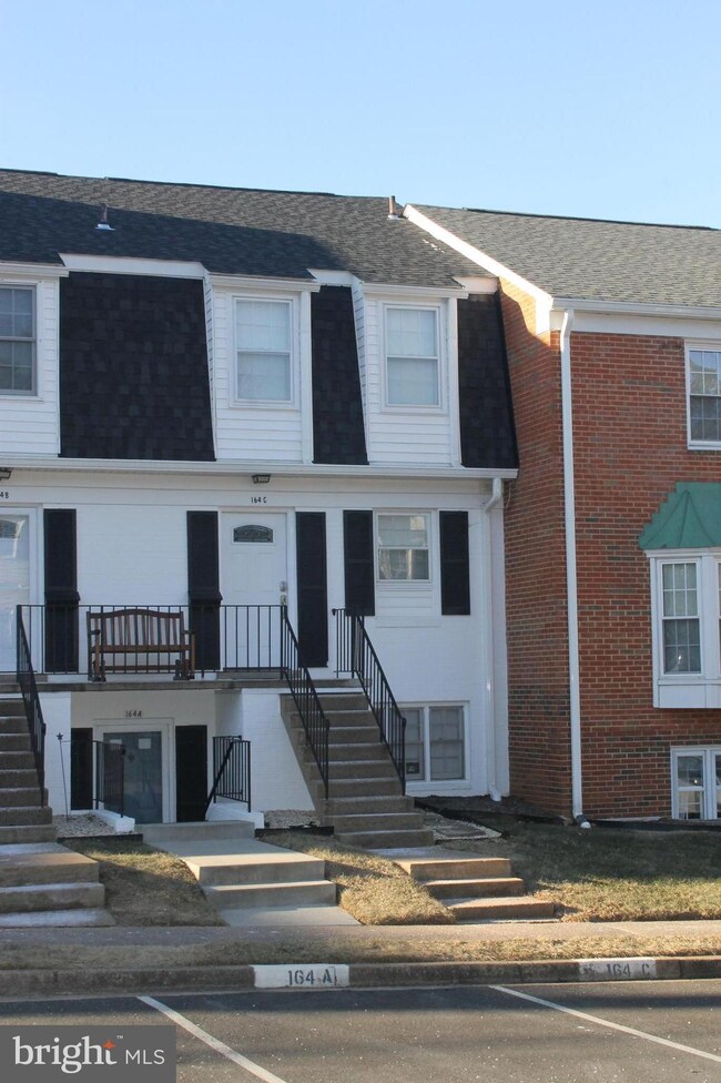 164C Leeds Ct W, Warrenton, VA 20186 - photo 2