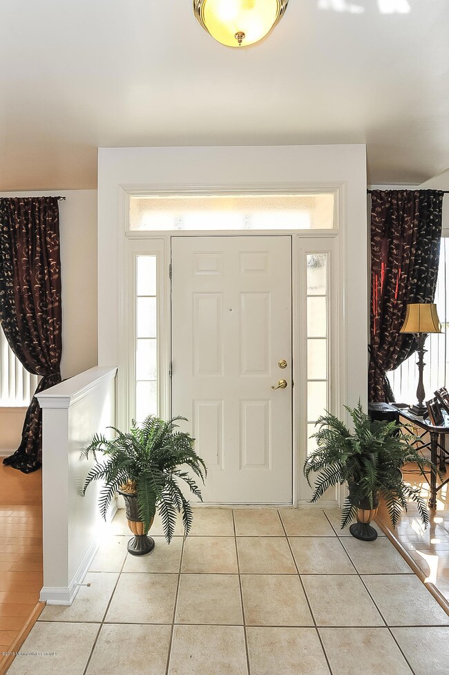 23 Persimmon Ln unit N023, Holmdel, NJ 07733 - photo 5