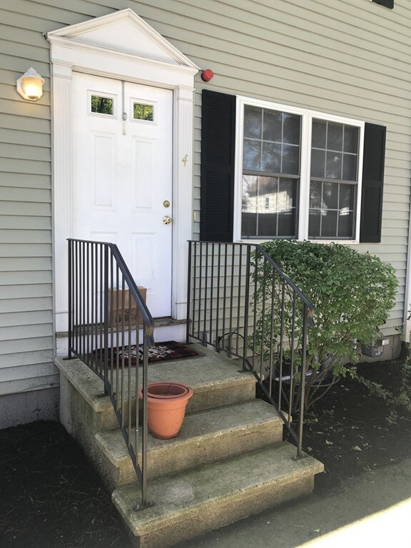 40 Bacon St unit 4, Waltham, MA 02451 - photo 3