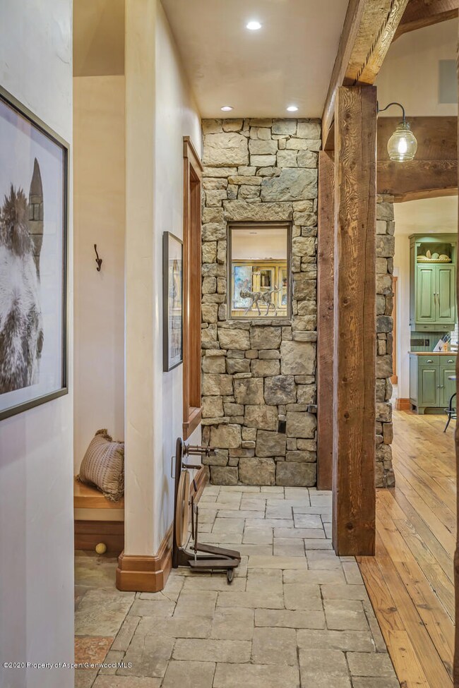 18_160_Red_Rock_Road_Basalt_81621018_mls