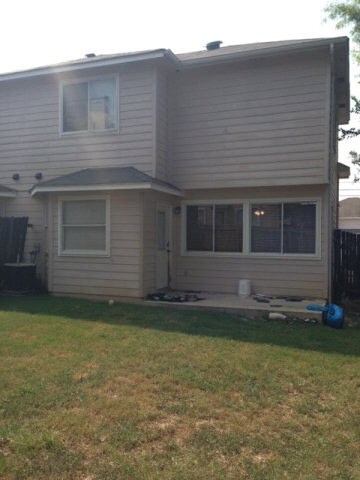 133,135 Cedargrove, San Marcos, TX 78666 - photo 2