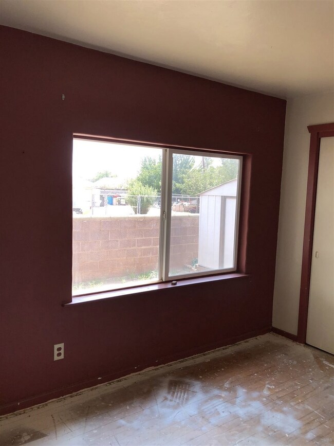 2501 Pecan Dr, Alamogordo, NM 88310 - photo 4