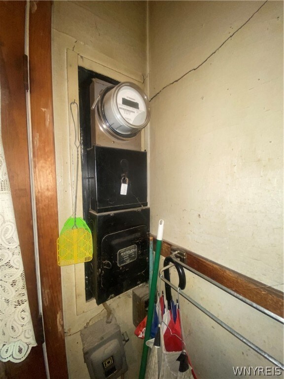 233 Edward St, North Tonawanda, NY 14120 - photo 6