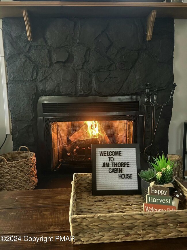 32 Bear Ln, Jim Thorpe, PA 18229 - photo 2