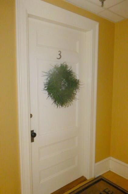 EASY ACCESS TO SECOND FLOOR CONDO...