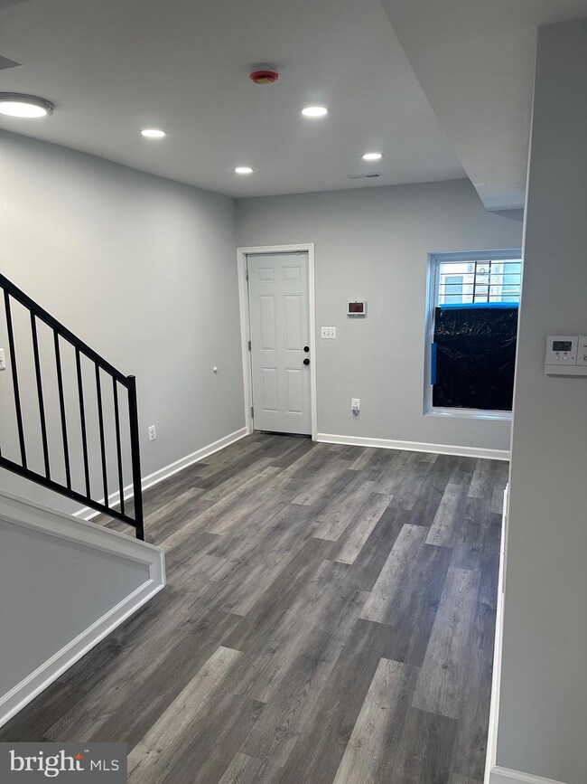 1337 Sargeant St, Baltimore, MD 21223 - photo 5