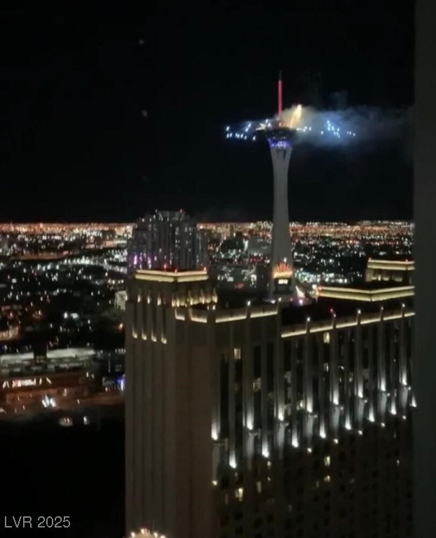 City view featuring a view of city lights