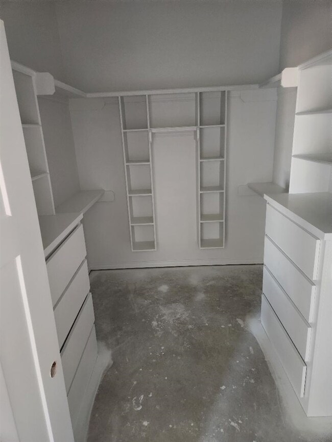 5804 NE Minnow Ln, Elgin, OK 73538 - photo 7